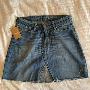 Levi’s Skirt Size 26